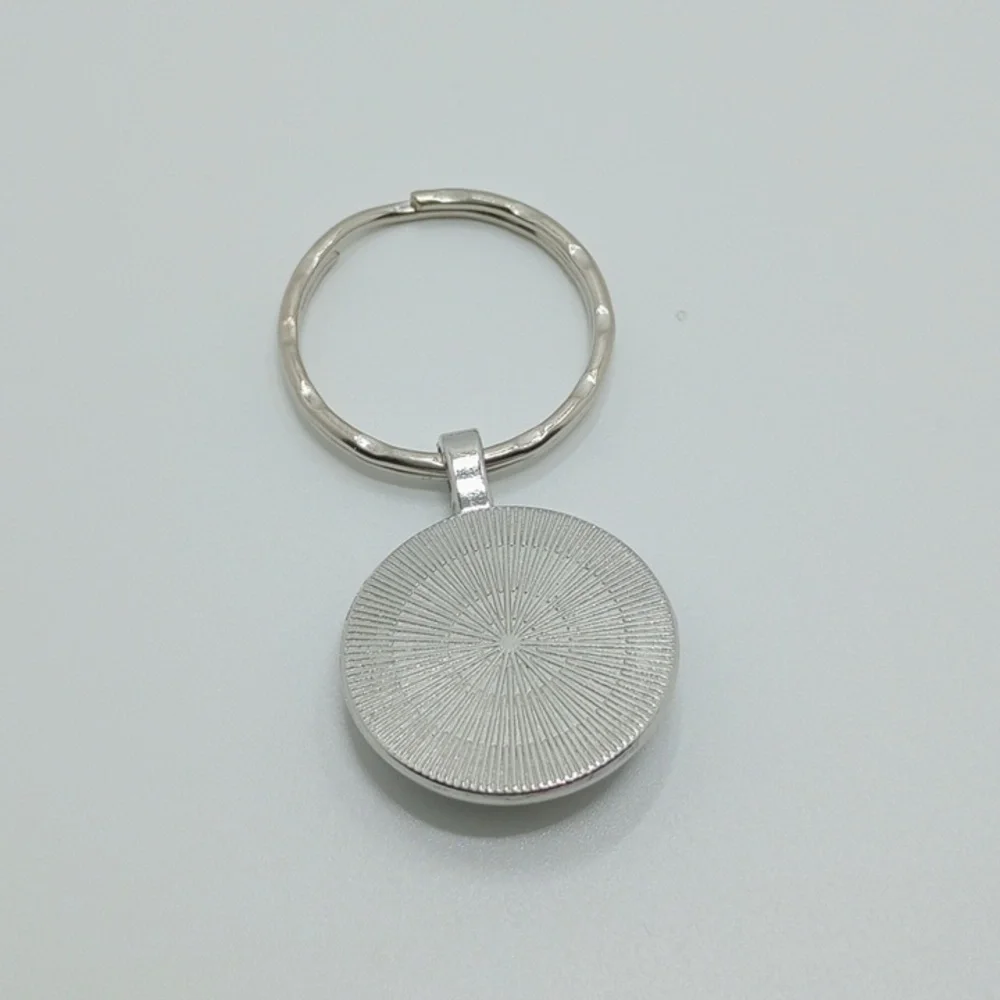 Round Cross Scripture keychain - Picture 3 of 4